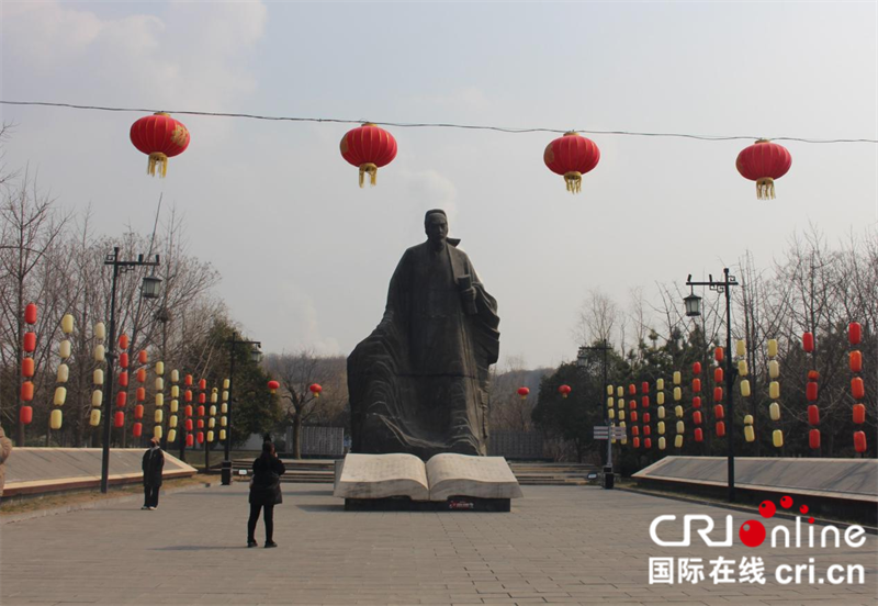 【寫意中國探尋漢字起源】嵩陽書院拜孔子 杜甫故里訪詩圣 鄭州書卷氣息濃_fororder_圖片41_副本